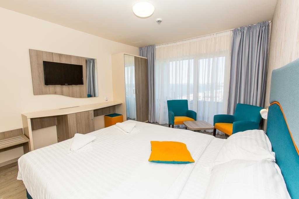 Hotel Riviera 마마이아 객실 사진